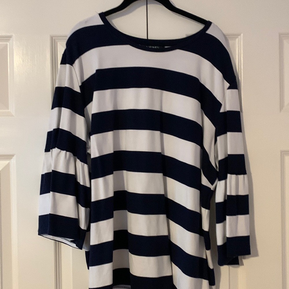 Lauren by Ralph Lauren bell sleeve top